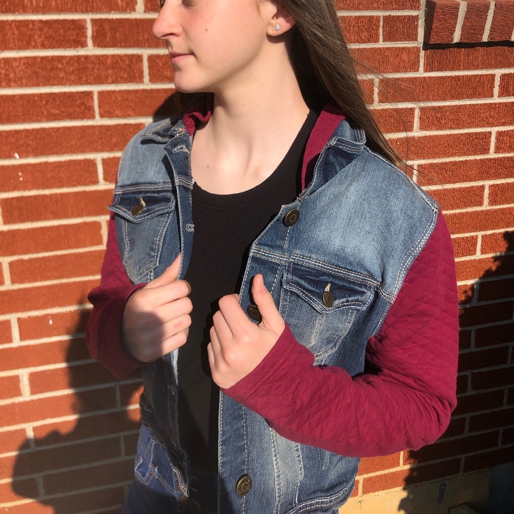 Wallflower Jean jacket with maroon sleeves NWOT